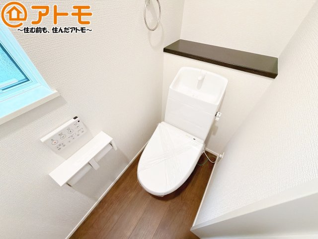 年代を問わず使いやすい洗浄機能付きのトイレ♪肌への負担をも減らせるのでお子様の敏感なお肌も安心！