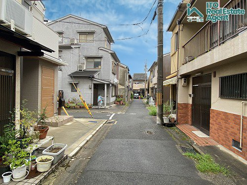 前面道路含む現地写真