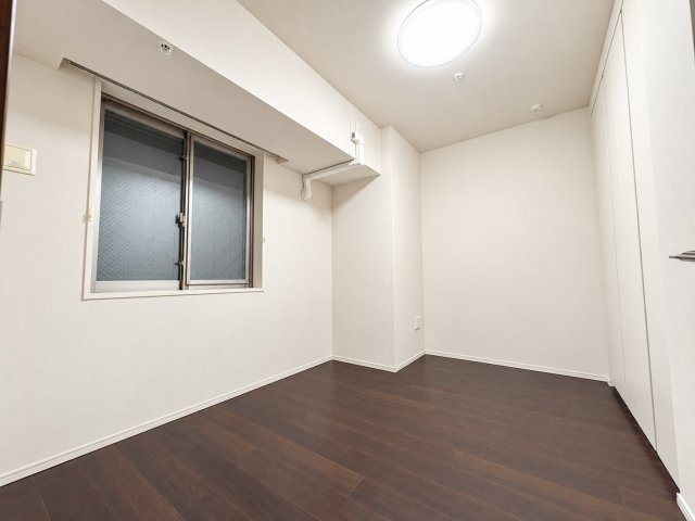 《約5.5帖洋室》家族一人ひとりの大切なプライベート空間に最適なお部屋です。