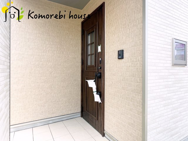 ゆったりとした玄関です