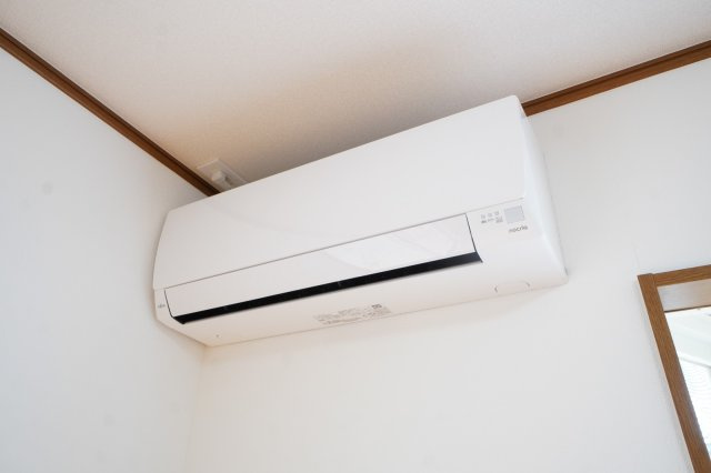 リビングにエアコン1台設置済です！
