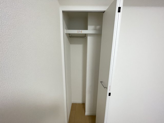 各居室に収納がついており、家族で使い分けしやすくなっています。　