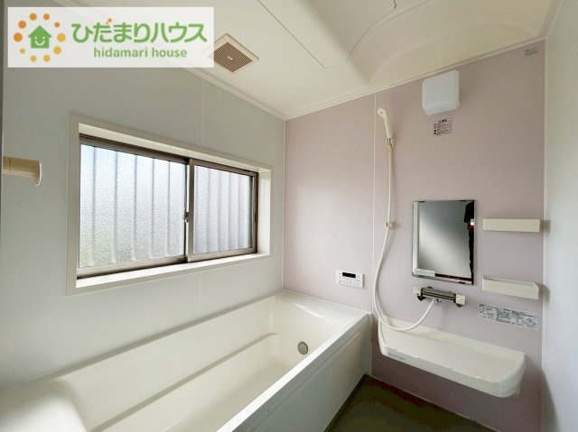 清潔感のある浴室はゆったり浸かれて日頃の忙しさから解放してくれます(^^♪