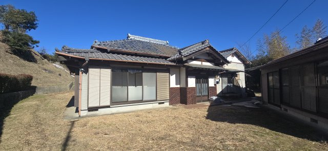 畑づくりも楽しめる、ゆとりのある敷地。