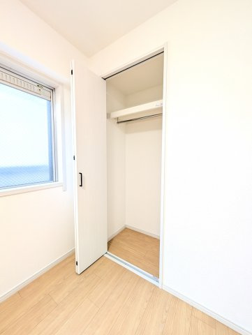 中部屋洋室にあるクローゼット。