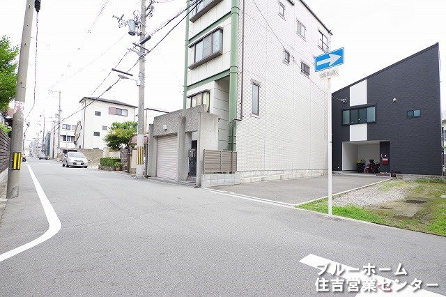 別角度からの前面道路です！