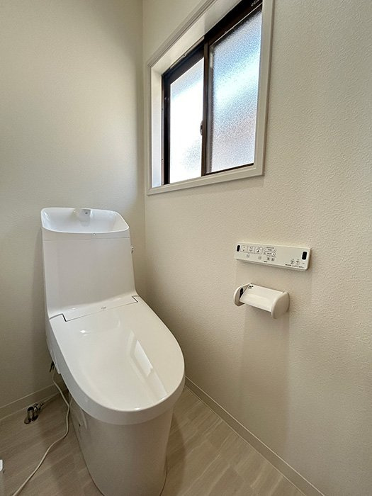シンプルで使いやすいトイレです