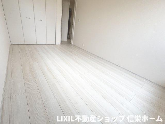 洋室6.7帖