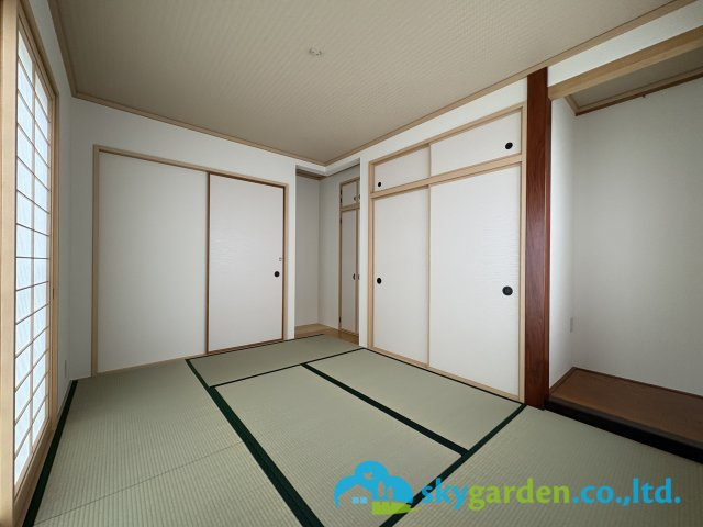 フローリングだけでなく、和室もあります
