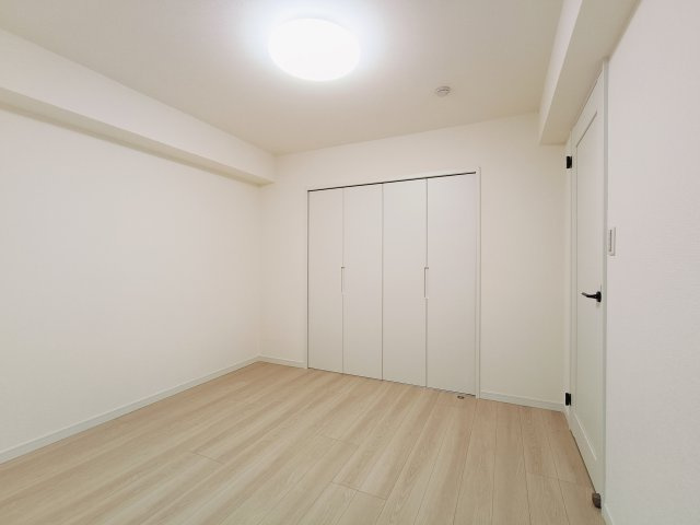 【洋室約5.5帖】