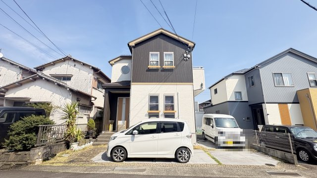 外観：322000571004