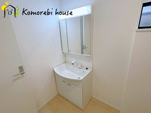 独立洗面台で身支度をすべて済ませてしまいましょう