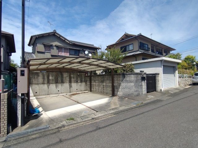 現地写真　※令和8年4月18日撮影　解体工事前の写真です。