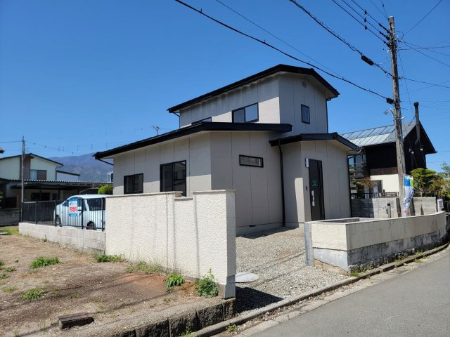 ラザウォーク迄徒歩7分