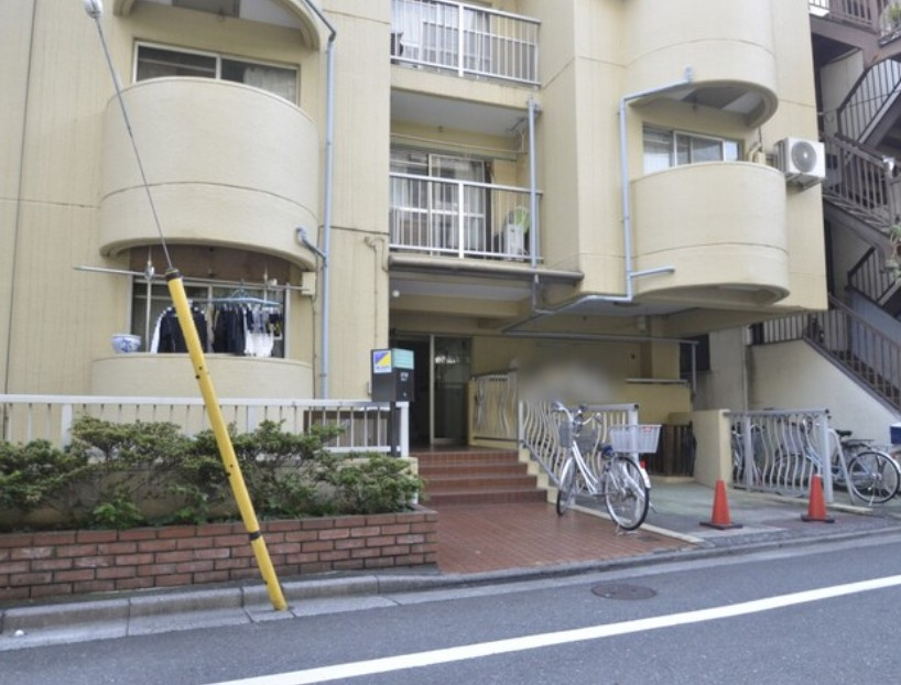 敷地内に居住者専用の駐輪スペースがあります！