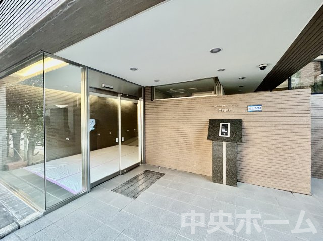 【オートロック】オートロックシステムでセキュリティ充実。当たり前ですが、安全で安心して暮らすのって大事ですよね。お探しのご条件でオートロック付きの物件を探す方も多いですがやはりセキュリティは大事です。