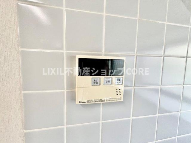 追い炊き機能付きオートバス浴室暖房乾燥機付きで1年中快適なバスタイムをお過ごしいただけます。　