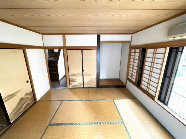 和室　8帖