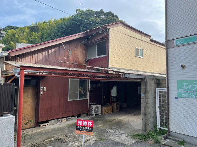 解体更地渡しになります。