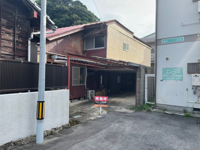 建築条件なしです。