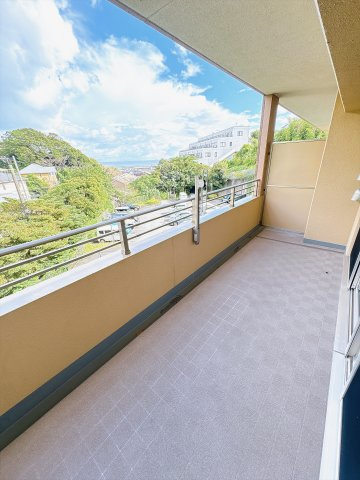 〇広々としたワイドバルコニーとなります。