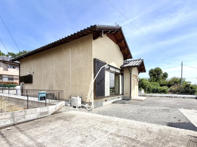 ■外観｜閑静な住宅街で始める新しい暮らし♪開放的な毎日をあなたへ(^^♪