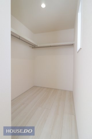 【収納】整理整頓が簡単に！ウォークインクローゼットのある暮らしは面倒な季節の衣替えもスムーズになります！