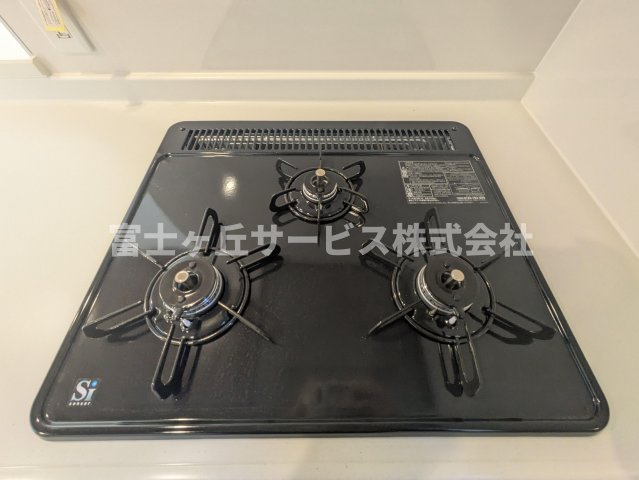 3口コンロがあります