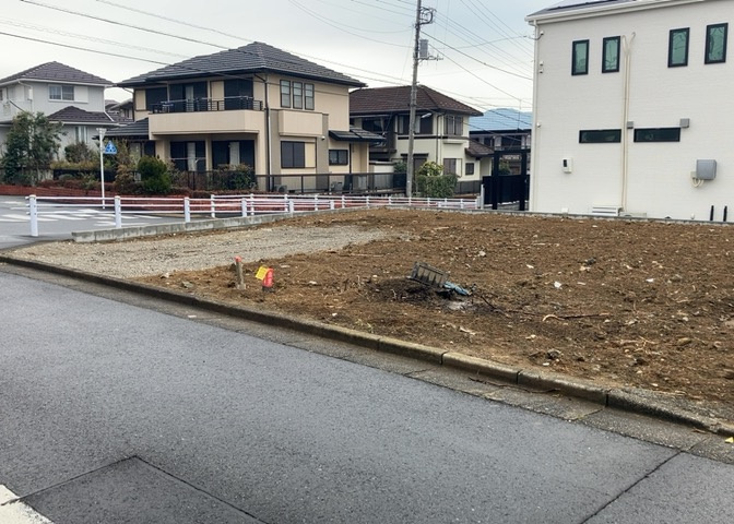 土地探しをしていると都市計画区域という言葉を目にすると思います。法律によって、都道府県知事や国土交通大臣が指定するエリアのことを指しており、都市計画区域は市街化区域と市街化調整区域に分けられています。