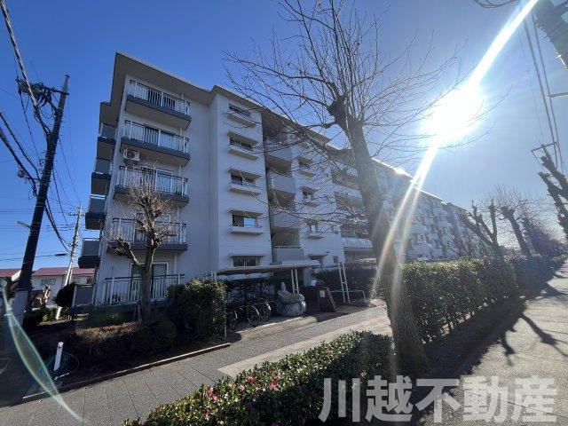 【かわつる三芳野団地22号棟】外観