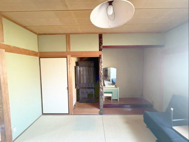 床の間・仏間を備えた和室です！