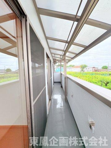 南側は広々としたバルコニーです