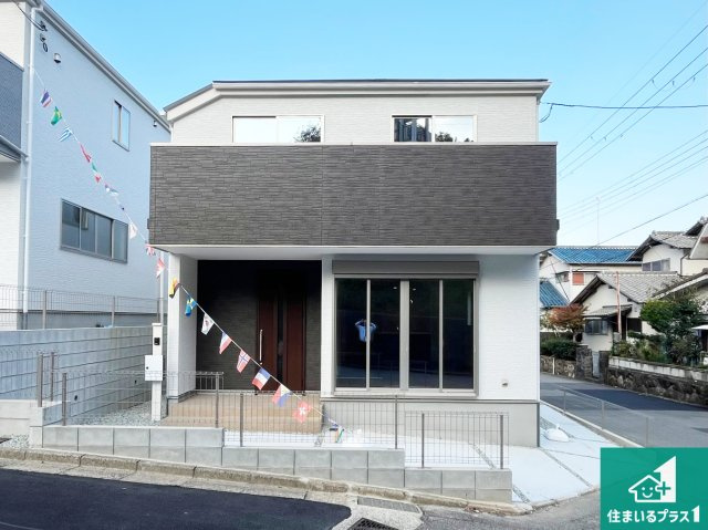 安心の10年保証！外観を美しく保ち、雨水で汚れを落とします！気になることがありましたら、お気軽にお問い合わせください！