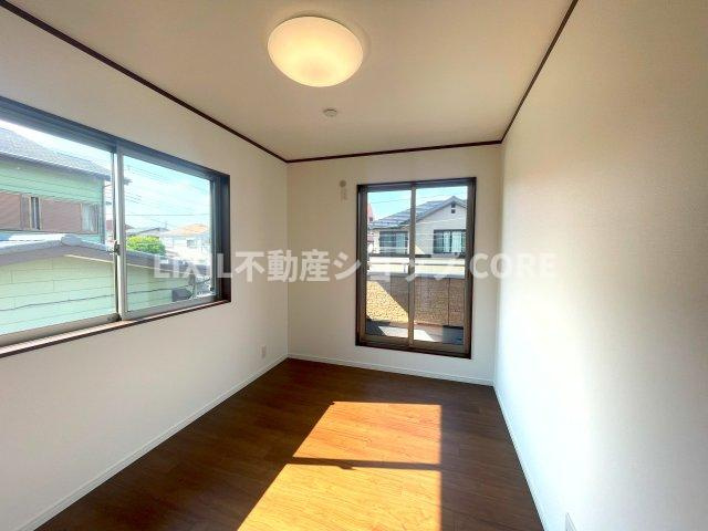 過ぎ行く時間をゆったりと感じることができる落ちついたプライベートルーム。　