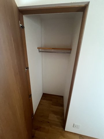 2F洋室5帖