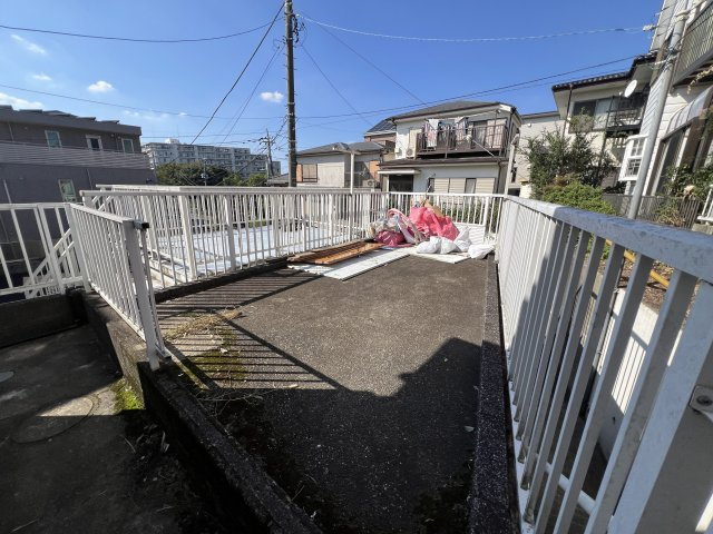 ルーフバルコニー　