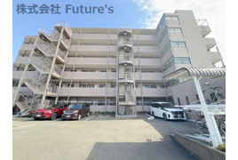 ライオンズヴィアーレ吉川の外観