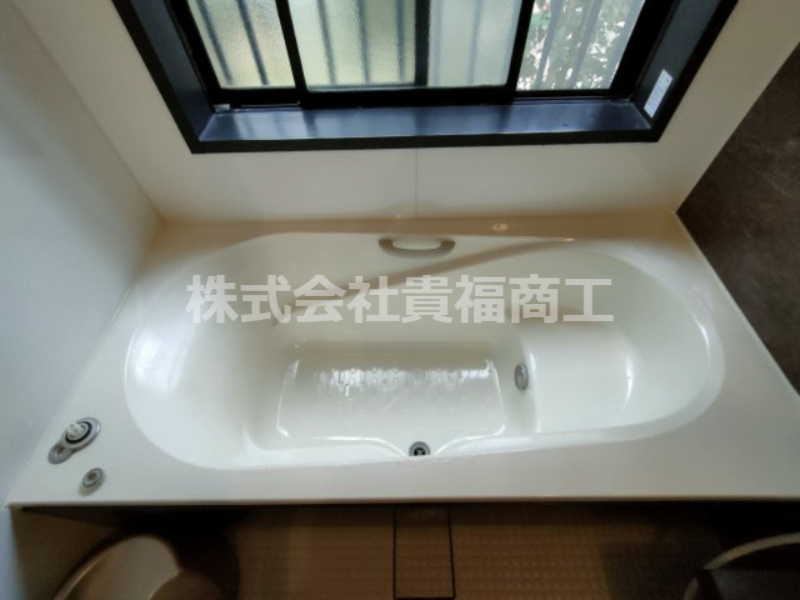 浴槽です
