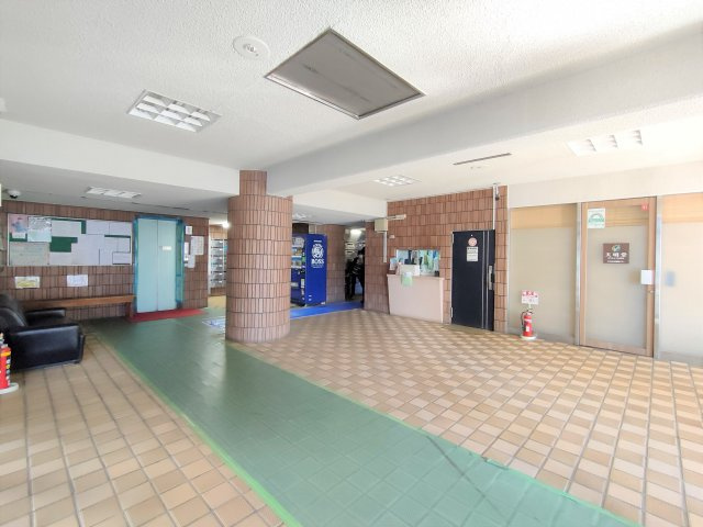 【エントランス】