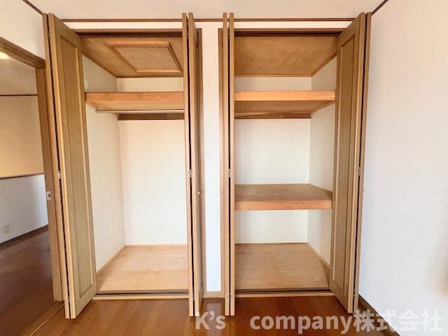 洋室6帖の収納スペース◇