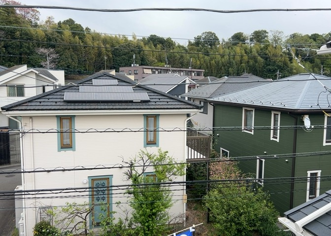 眺望を気にして物件を探す場合、前面に建物が建っていないか現地で確認しましょう！前面に建物があると景色はもちろん、日当たりや風通しにも影響が出てきます。住んだ時のことを想像しながら現地見学をしましょう。