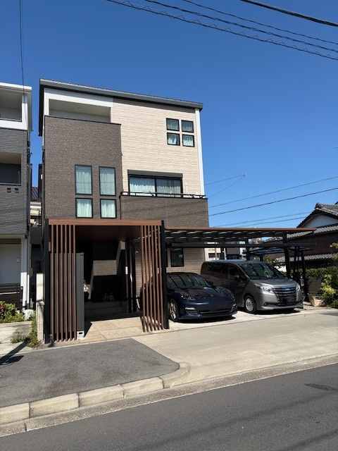 外観：323000440333