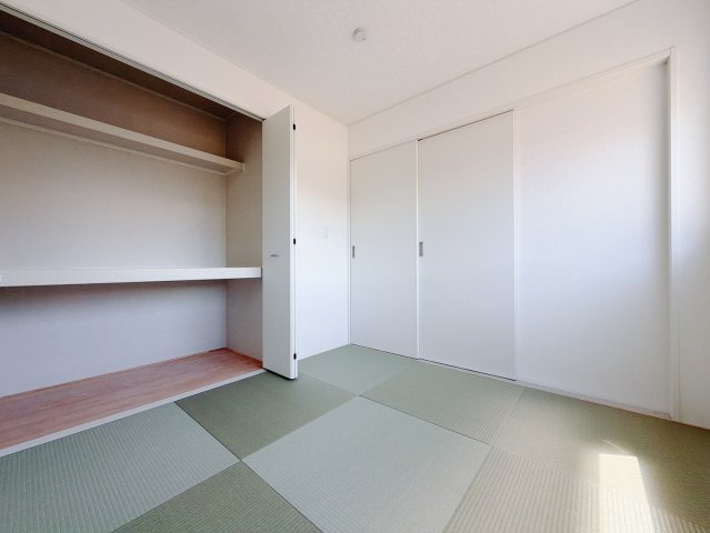 ■和室｜季節物がたくさん収納できる押し入れは衣替えや模様替えで大活躍！