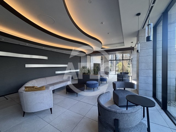 【シエリア梅田豊崎　豊崎小学校区のロビー】