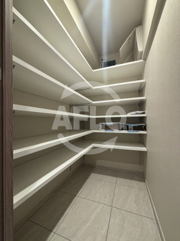 【シエリア梅田豊崎　豊崎小学校区の収納】