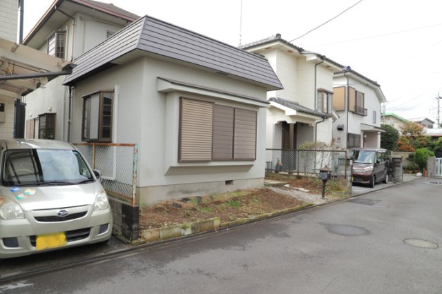 土地探しをしていると都市計画区域という言葉を目にすると思います。法律によって、都道府県知事や国土交通大臣が指定するエリアのことを指しており、都市計画区域は市街化区域と市街化調整区域に分けられています。