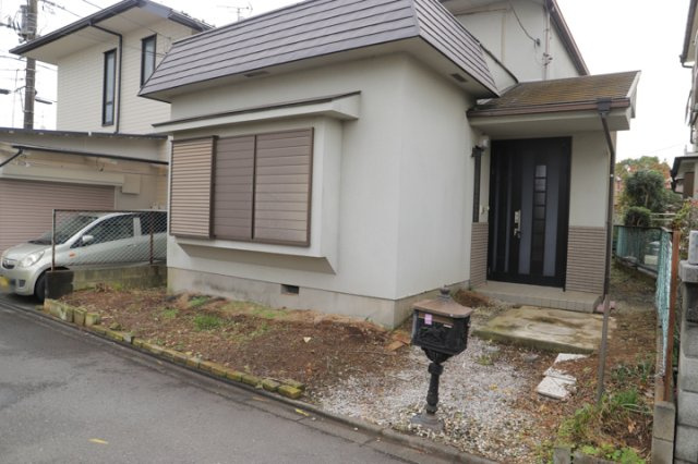 物件の詳細については、現地を見てわかること以外に、役所や法務局などで調べないとわからないことがあります。そのため、現地に行く場合は、もしこの物件を買ったらどのような生活ができるかをイメージしましょう。