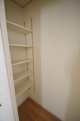 同仕様写真（内観）