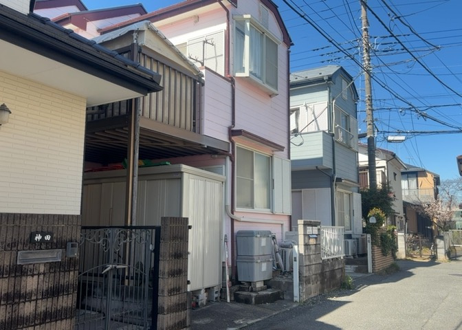 ハザードマップは自然災害による被害を予測し、その被害範囲を地図上で表したものです。近年特に災害が多くなっていますので、事前に調査すると安心できます。ハザードマップは国交省のホームページをご覧ください。