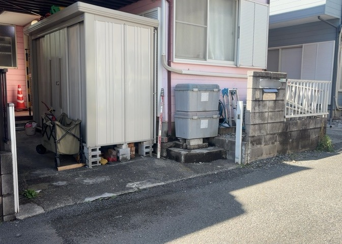 物件の詳細については、現地を見てわかること以外に、役所や法務局などで調べないとわからないことがあります。そのため、現地に行く場合は、もしこの物件を買ったらどのような生活ができるかをイメージしましょう。